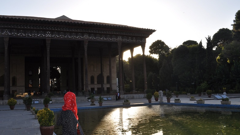 IsfahanChehelSotun